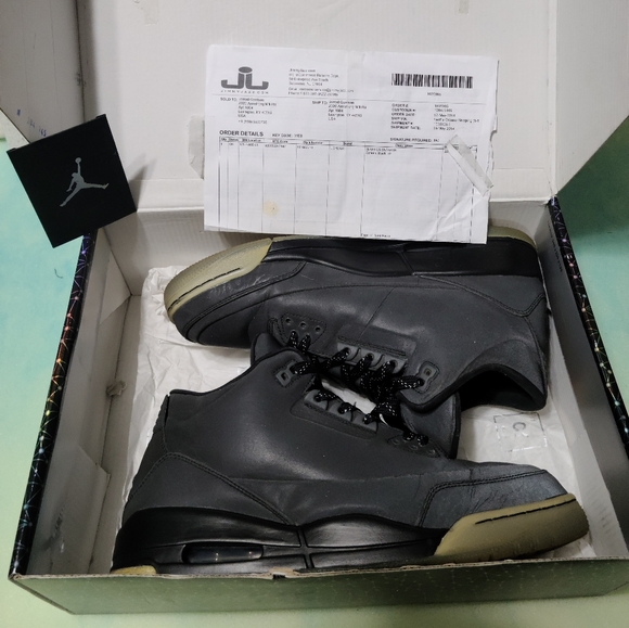 Jordan Retro 3 - Picture 1 of 6